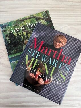 (2) VTG Martha Stewart Cookbooks